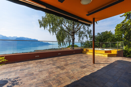 terrasse avec terrasse, day time, vue sur la montagne, et mountain view
