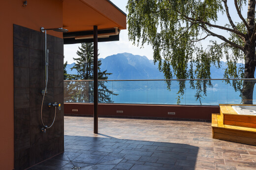 terrasse avec mountain view, vue sur la montagne, day time, et terrasse