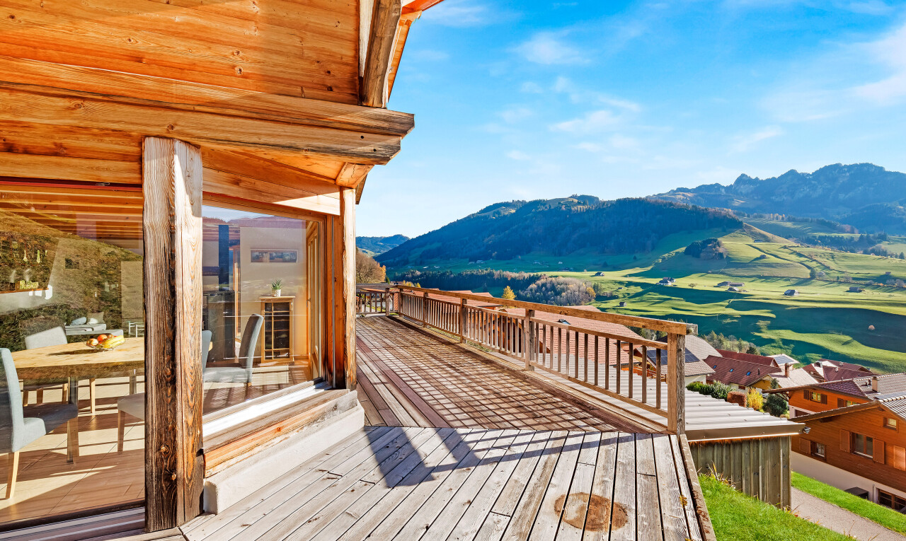 terrasse mit deck, day time, blick auf die berge, mountain view, und from property