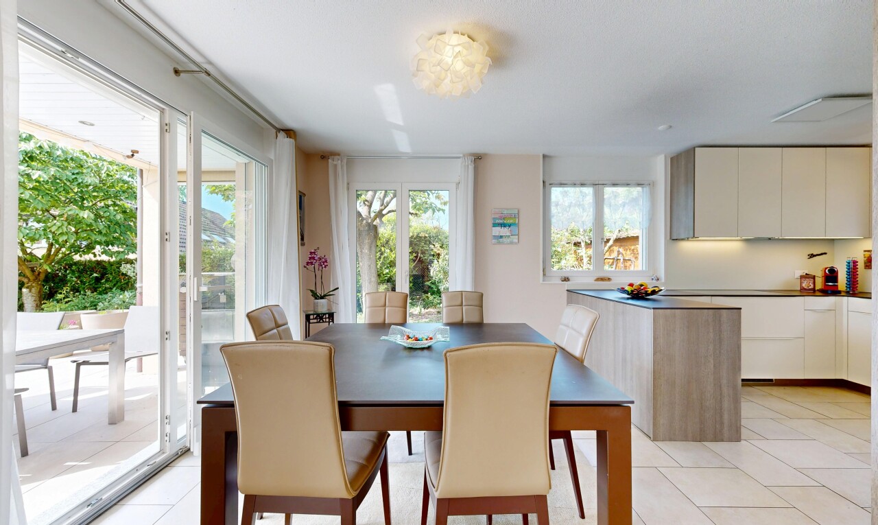 esszimmer mit fliesenboden, tile floor, light floor, inside property, und gipskartonwand