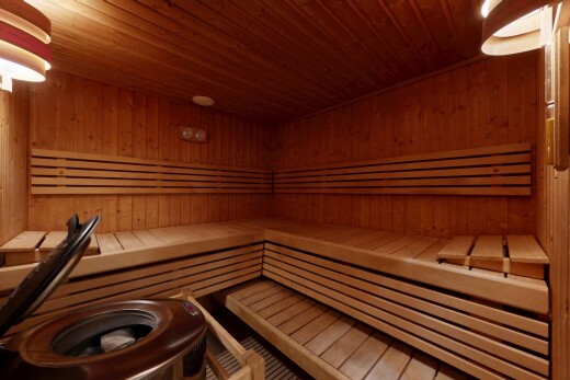 détails avec power working, sauna, appliance, ceiling, et wood ceiling