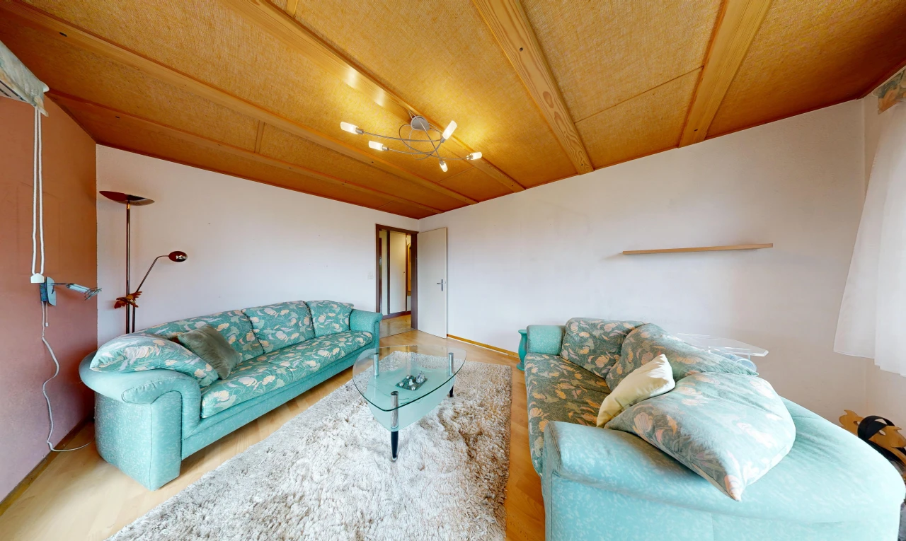 living area featuring light wood finished floors