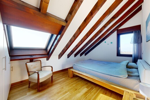 chambre avec inside property, lumière naturelle, natural light, cloison sèche, et drywall