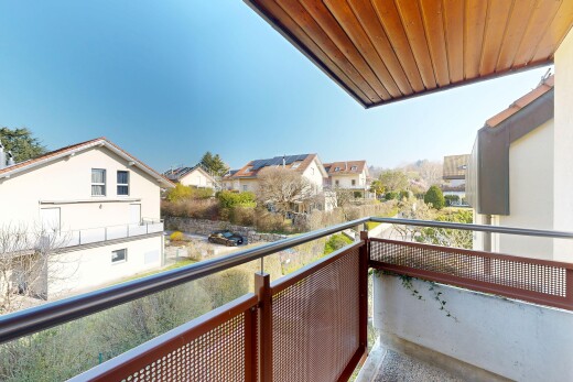 balcon avec balcon, from property, et day time