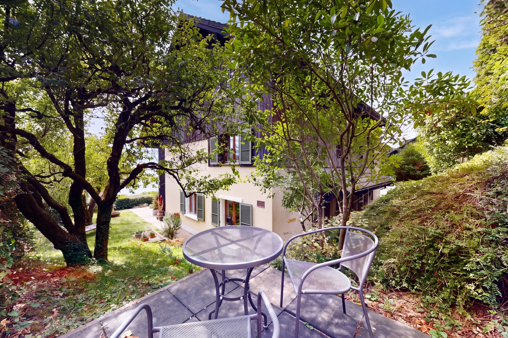 view of garden