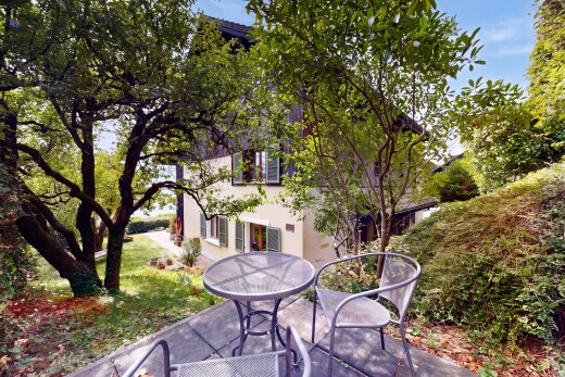 view of garden