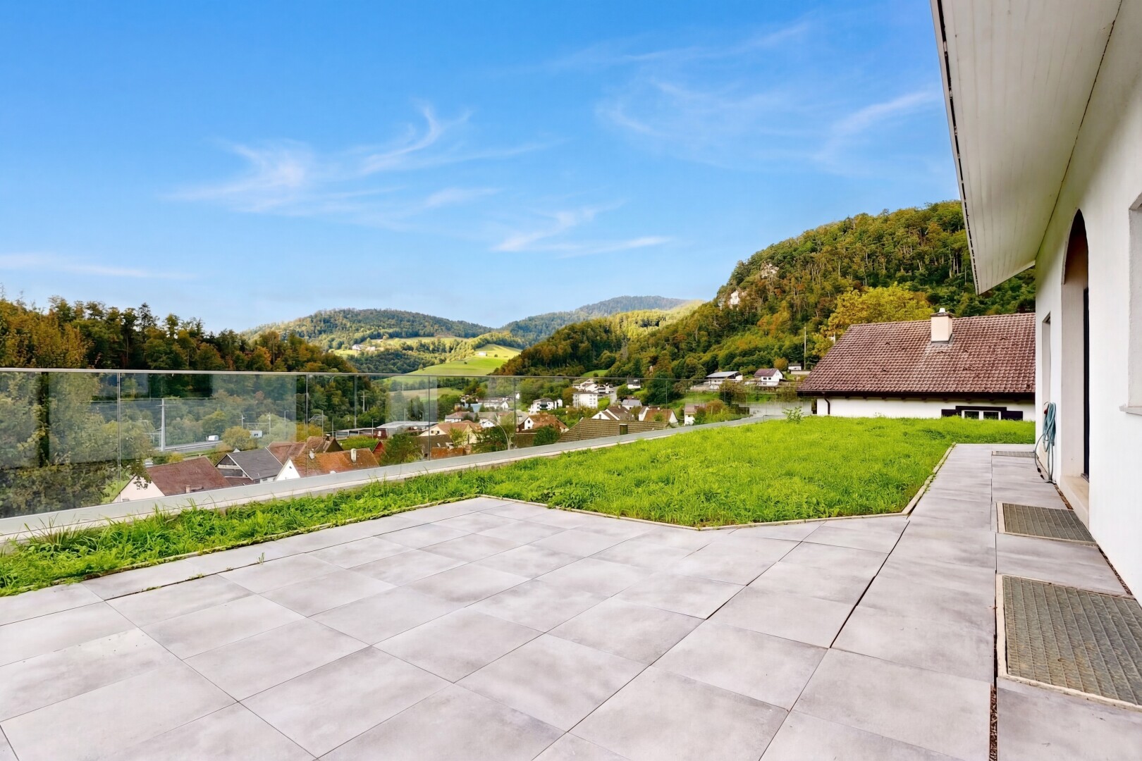 terrasse avec vue sur la montagne, mountain view, from property, day time, et terrasse
