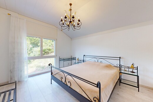 chambre avec lumière naturelle, natural light, inside property, cloison sèche, et drywall