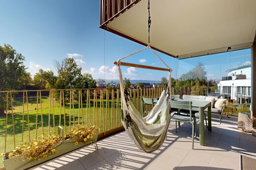 terrasse avec from property, day time, pelouse, view focus, et terrasse