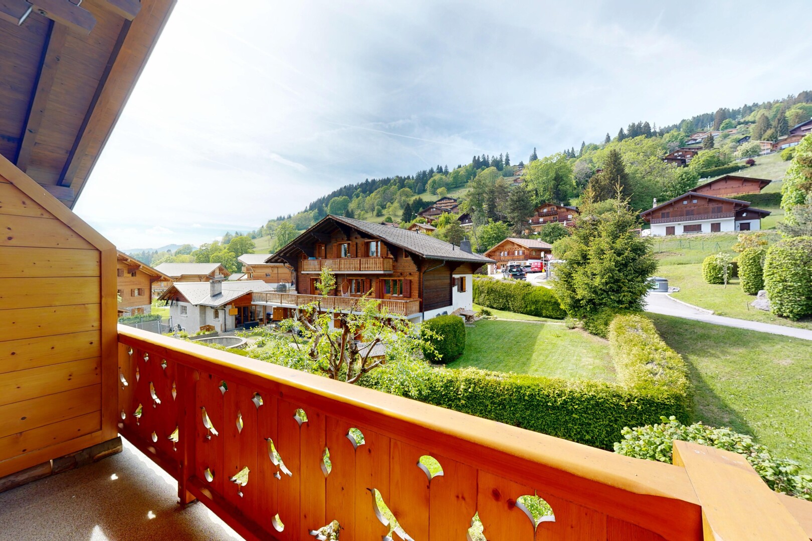 balcon avec from property, balcon, day time, vue résidentielle, et residential view