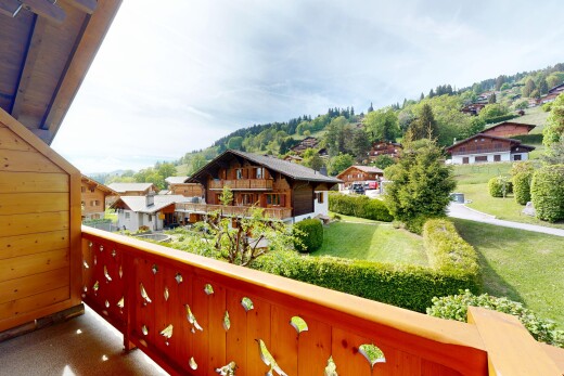 balcon avec from property, balcon, day time, vue résidentielle, et residential view