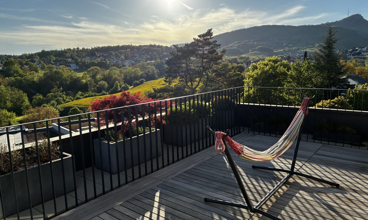 balcon avec from property, terrasse, day time, vue sur la montagne, et mountain view