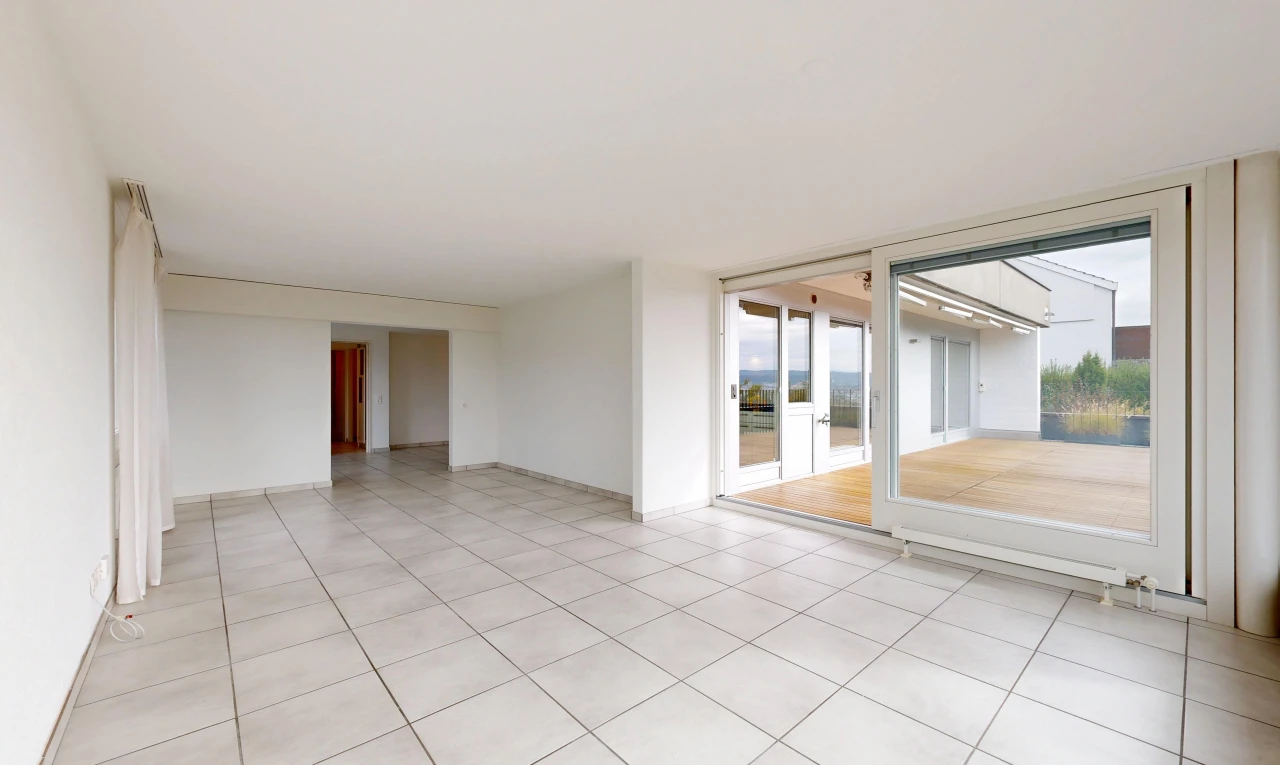leerer raum mit light floor, außenzugang, gipskartonwand, drywall, und inside property