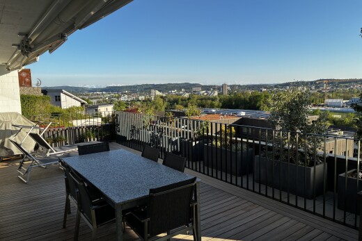 balcon avec day time, coin repas extérieur, from property, et terrasse