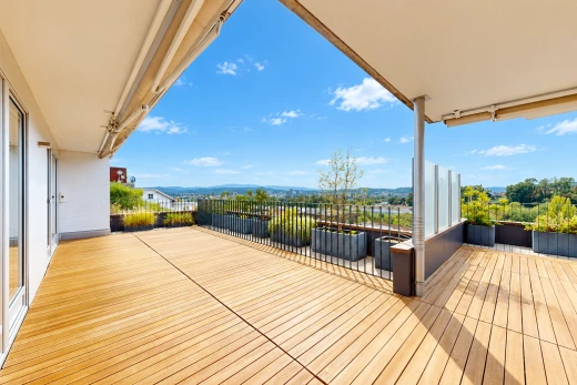 terrasse mit view focus, deck, from property, und day time