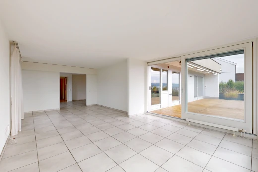 leerer raum mit light floor, außenzugang, gipskartonwand, drywall, und inside property