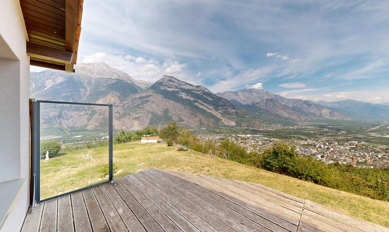 vue sur la montagne avec vue sur la montagne, mountain view, view focus, day time, et from property