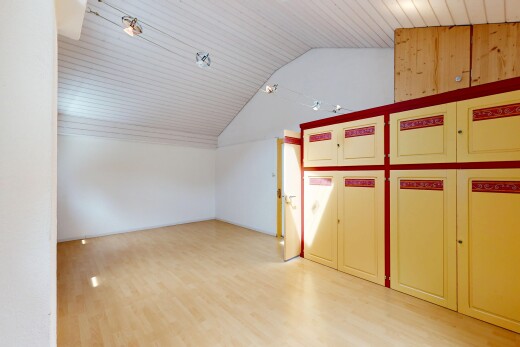 pièce vide avec pièce supplémentaire, plafond voûté, vaulted ceiling, high end ceiling, et cloison sèche