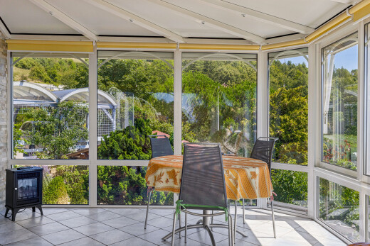terrasse avec véranda et view focus