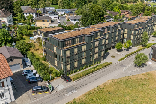 außenansicht mit parkplatz, wohngebietblick, und residential view