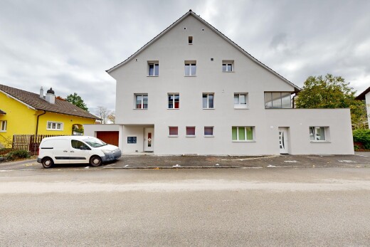view of property featuring stucco siding