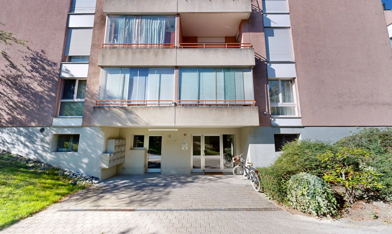 außenansicht mit apartment complex view und blick auf wohnanlage