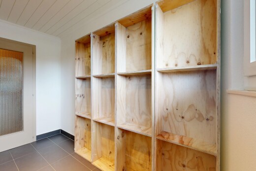 dressing avec sol en carrelage et tile floor