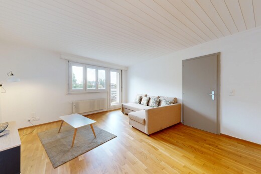 wohnzimmer mit kühler, natürliches licht, natural light, gipskartonwand, und drywall