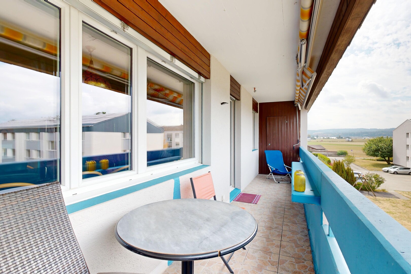 balkon mit balkon und from property