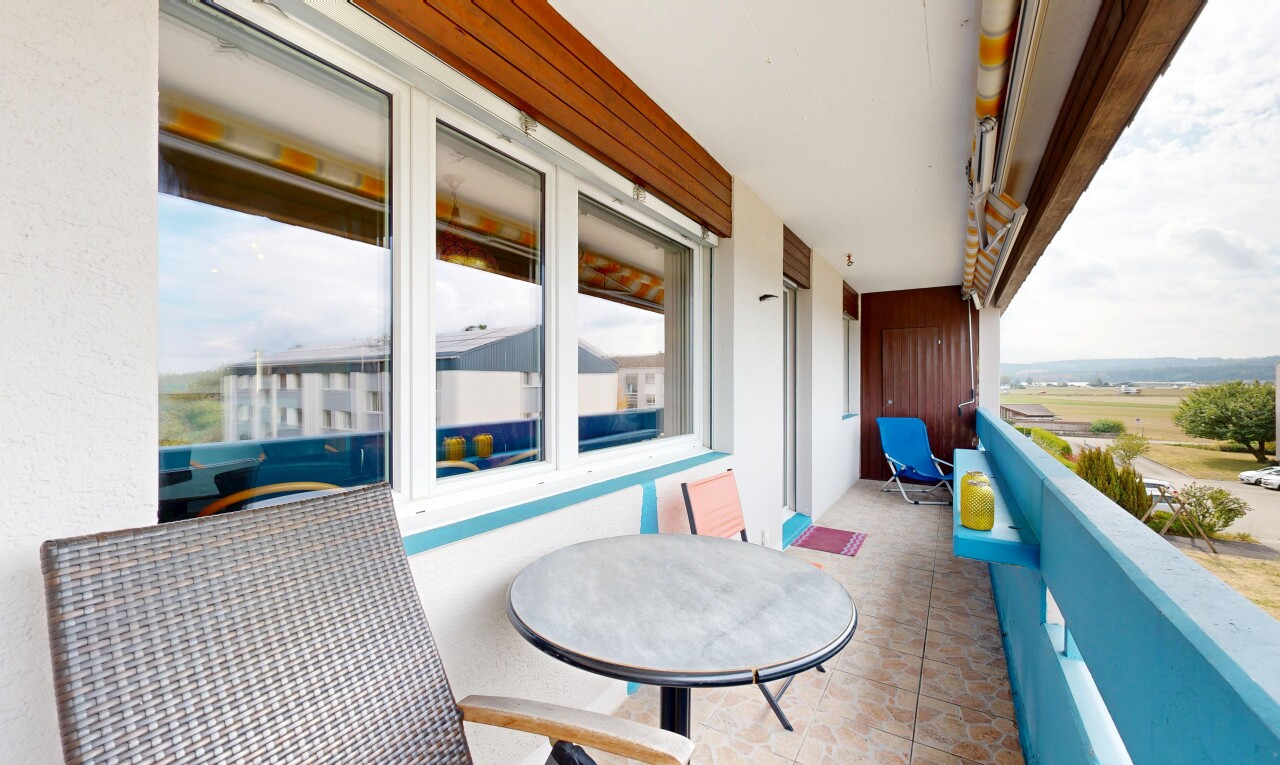 balkon mit balkon und from property