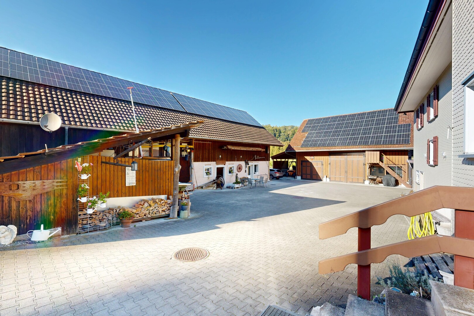 terrasse avec day time et property visible
