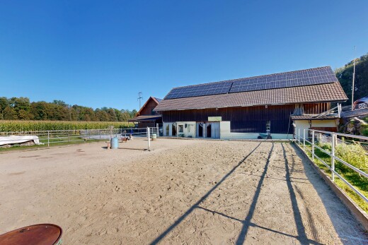 außenansicht mit property visible, day time, und solaranlage