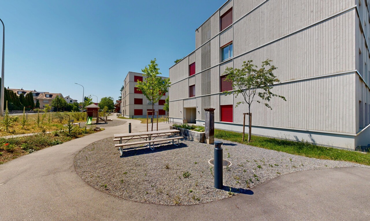 außenansicht mit from community, day time, apartment complex view, und blick auf wohnanlage