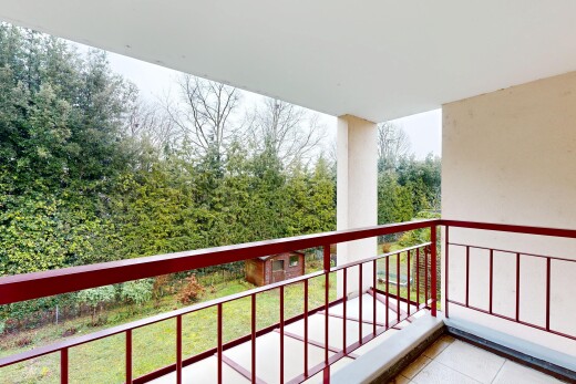 balcon avec from property, overcast, et balcon