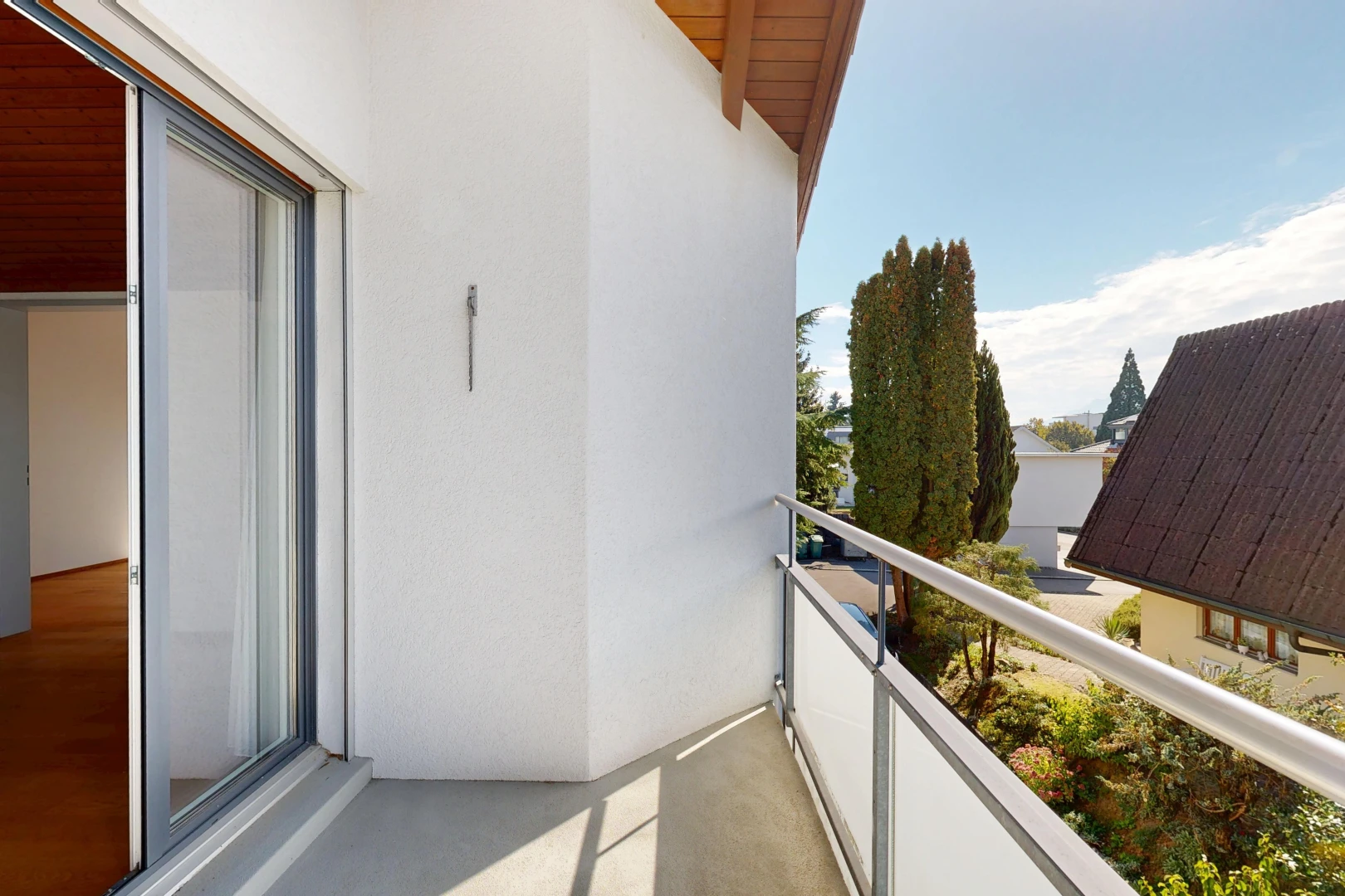 balcon avec balcon, day time, from property, et view focus