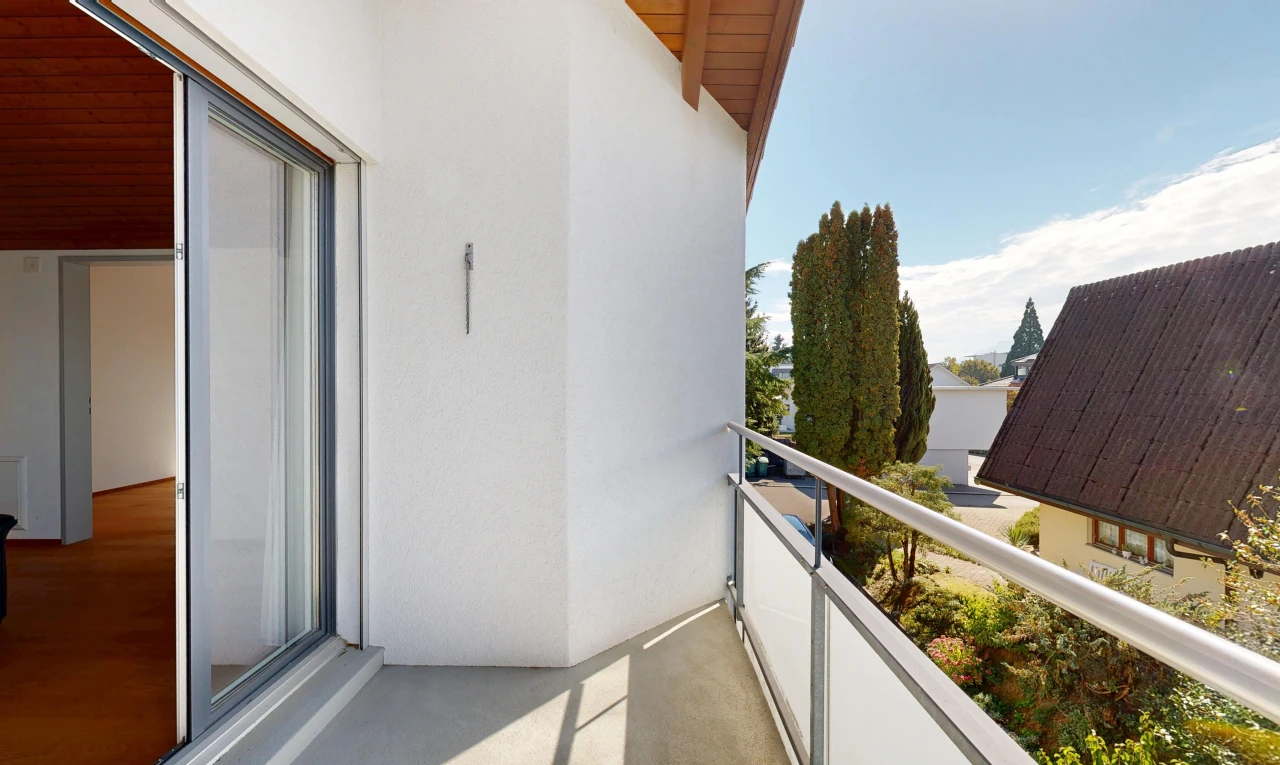 balcon avec balcon, day time, from property, et view focus
