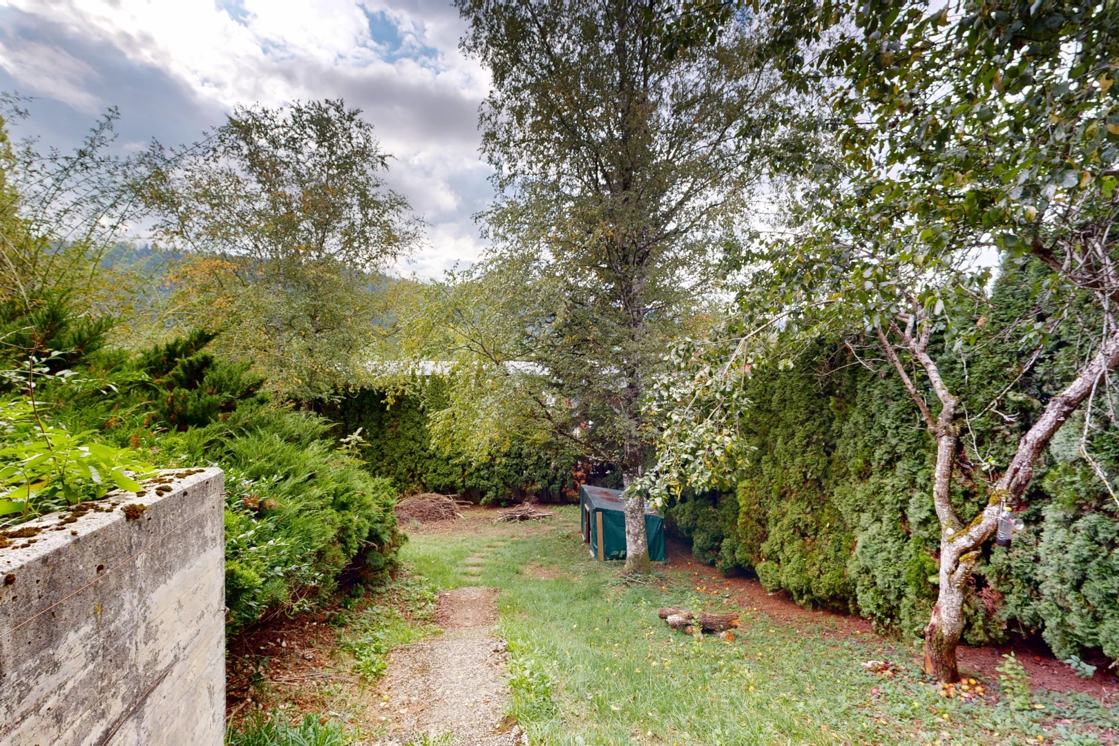 jardin avec from property