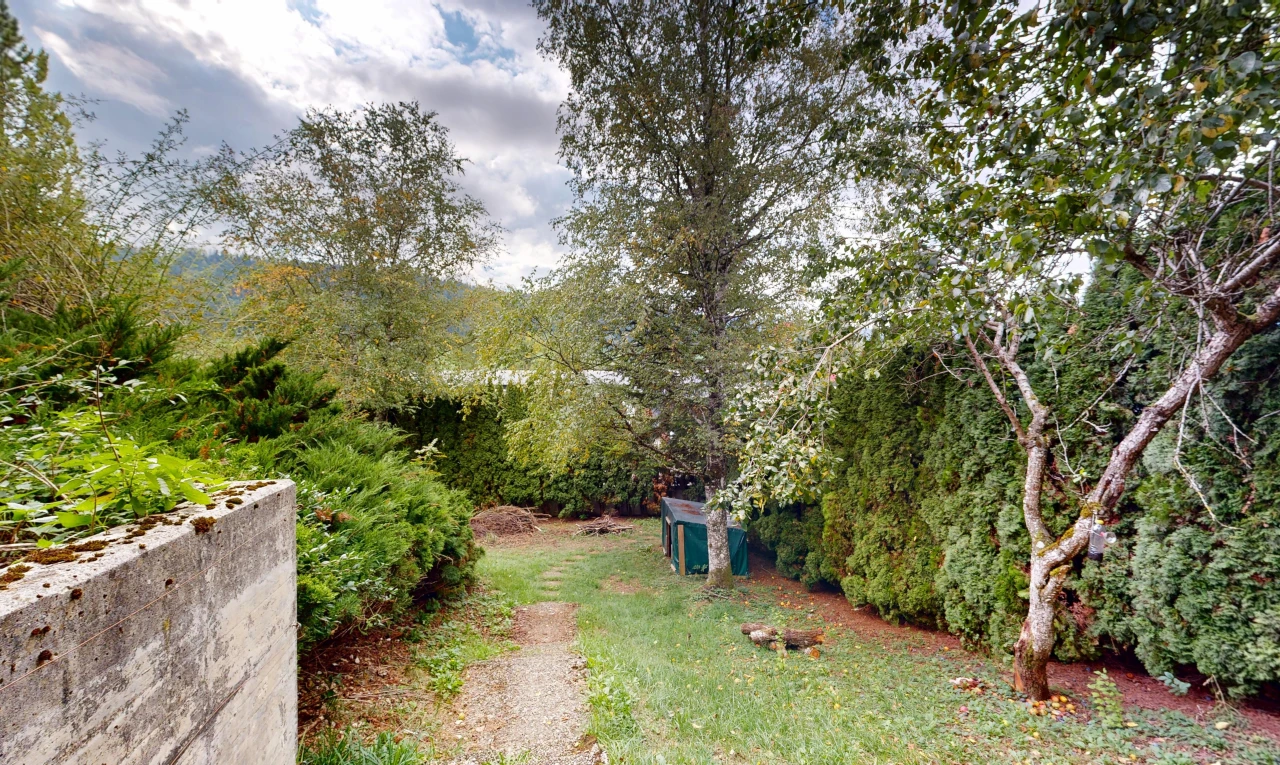 jardin avec from property