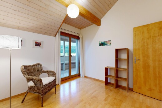 leerer raum mit gipskartonwand, drywall, inside property, natürliches licht, und natural light