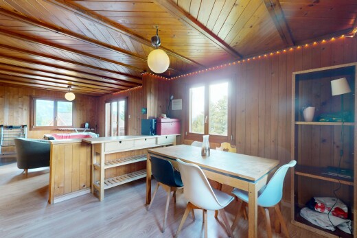 esszimmer mit natural light, natürliches licht, wood ceiling, holzdecke, und inside property