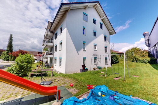 außenansicht mit property visible und day time