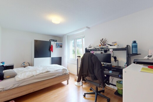 zimmer / schlafzimmer mit natural light, natürliches licht, inside property, bürobereich, und drywall