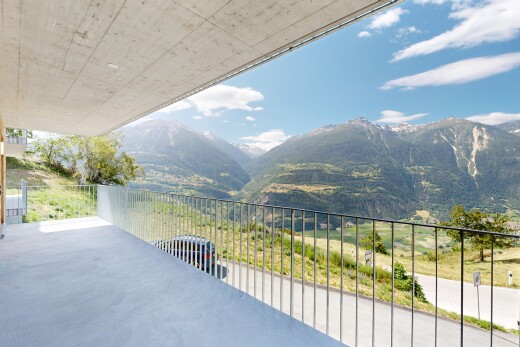 blick auf die berge mit from property, blick auf die berge, mountain view, und day time