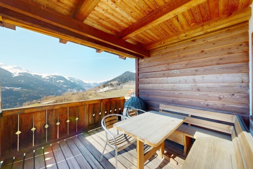 balkon mit mountain view, blick auf die berge, day time, from property, und deck