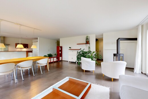 salon / salle à manger avec drywall, cloison sèche, et inside property