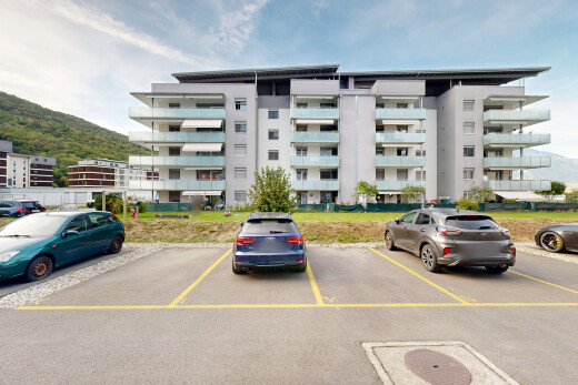 extérieur du bâtiment avec parking, from community, vue sur le complexe d'appartements, et apartment complex view