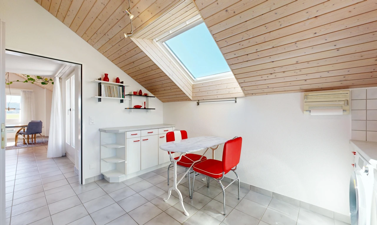 esszimmer mit wood ceiling, holzdecke, vaulted ceiling, dachschräge, und drywall
