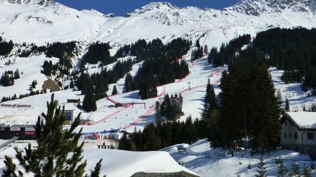 view of mountain backdrop