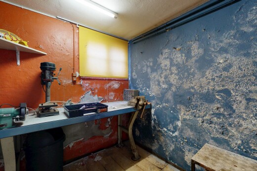 bureau avec inside property