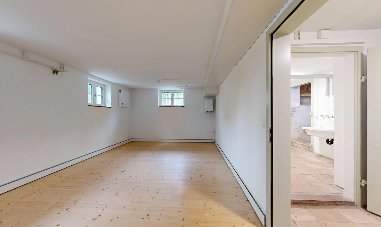 spare room featuring light wood-type flooring